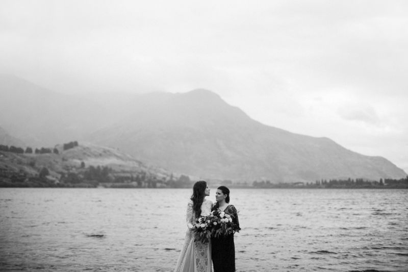 b&w portrait of brides and lake