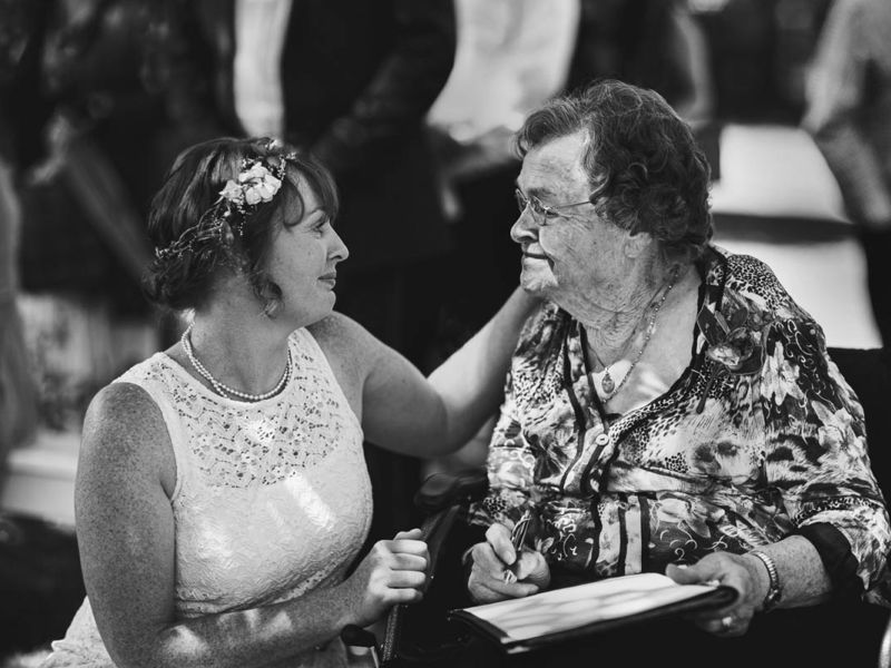 emily adamson candid-queenstown-wedding-photography