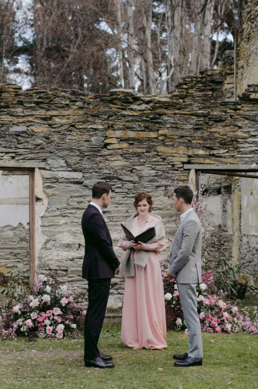 The ceremony commences in front of Thurby domain ruins