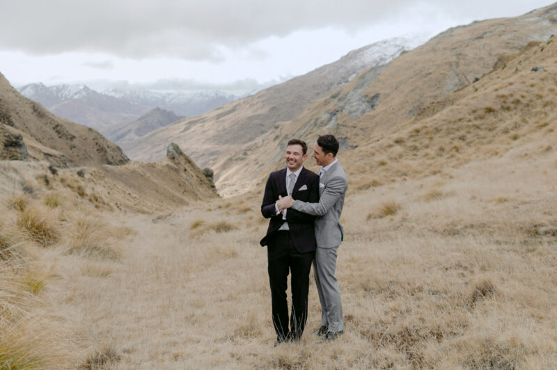 Liam and Steve portrait at Skippers canyon wider shot with hug