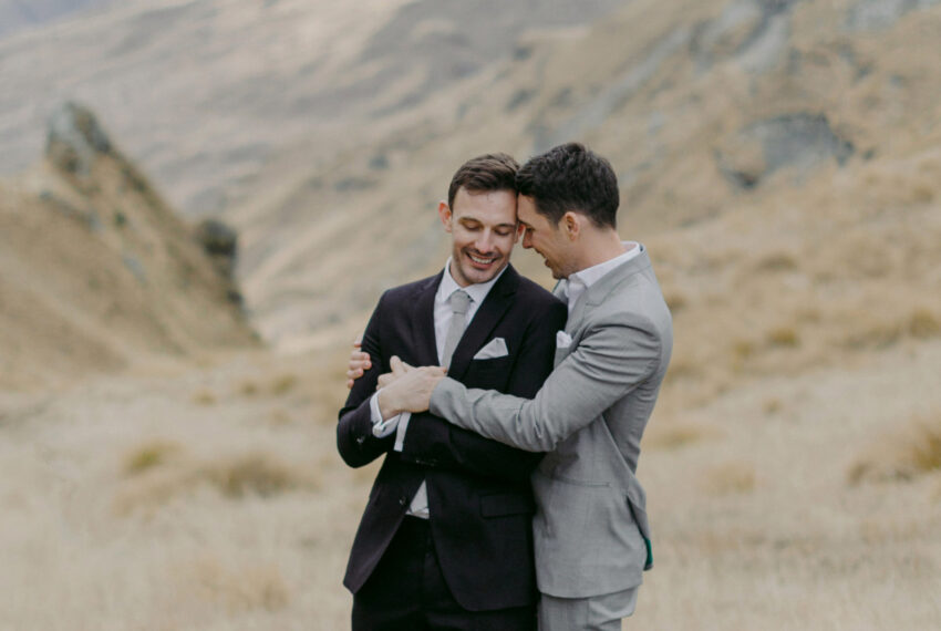 Liam and Steve portrait at Skippers canyon a close up of hug